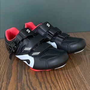 Peloton Womens Cycling Shoes with Cleats Size 39 US 8